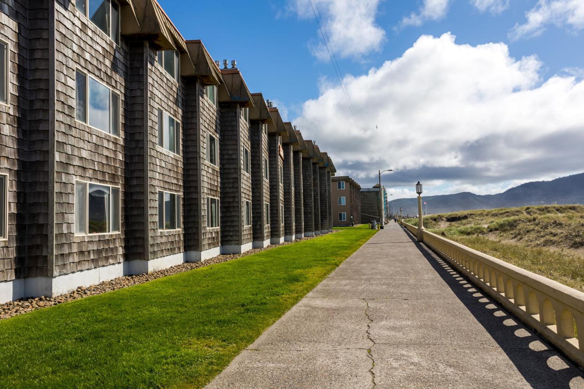 Ebb Tide Oceanfront Inn Seaside Exterior foto